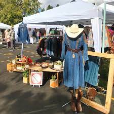 Los Feliz Flea Market: Relocating to Vintage Land